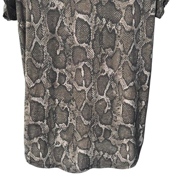 Bombom Women's Short Sleeve Snakeskin Print Shirt Top Blouse V-Neck Size… - Picture 8 of 13